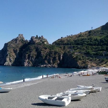 B&B Villa Carmen SantʼAlessio Siculo 外观 照片
