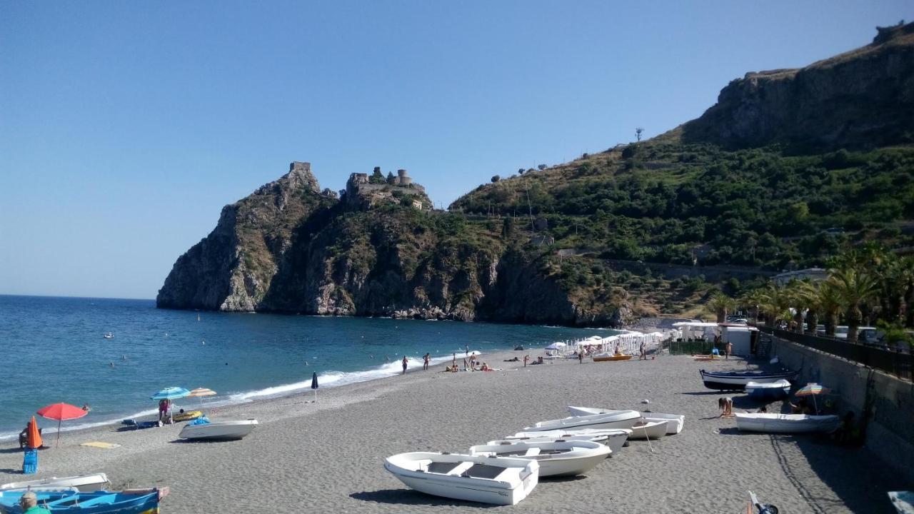 B&B Villa Carmen SantʼAlessio Siculo 外观 照片