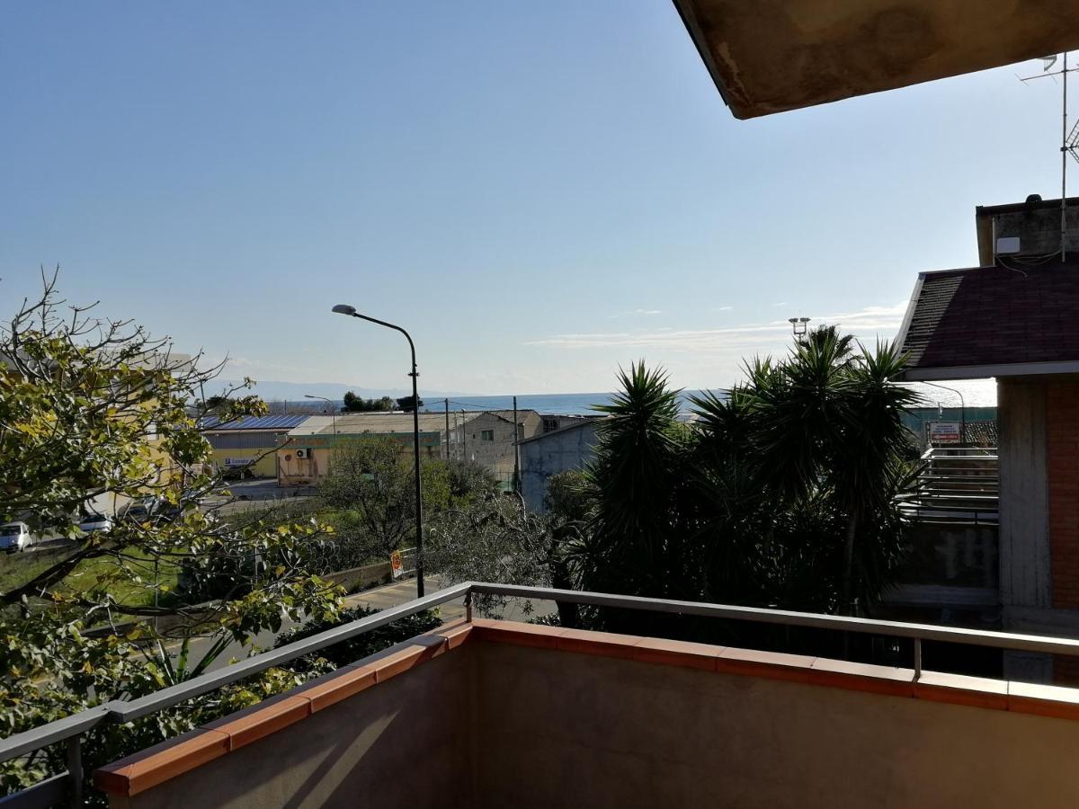 B&B Villa Carmen SantʼAlessio Siculo 外观 照片